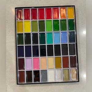 SOLD 🎨 Kuretake Gansai Tambi Watercolors Set of 48